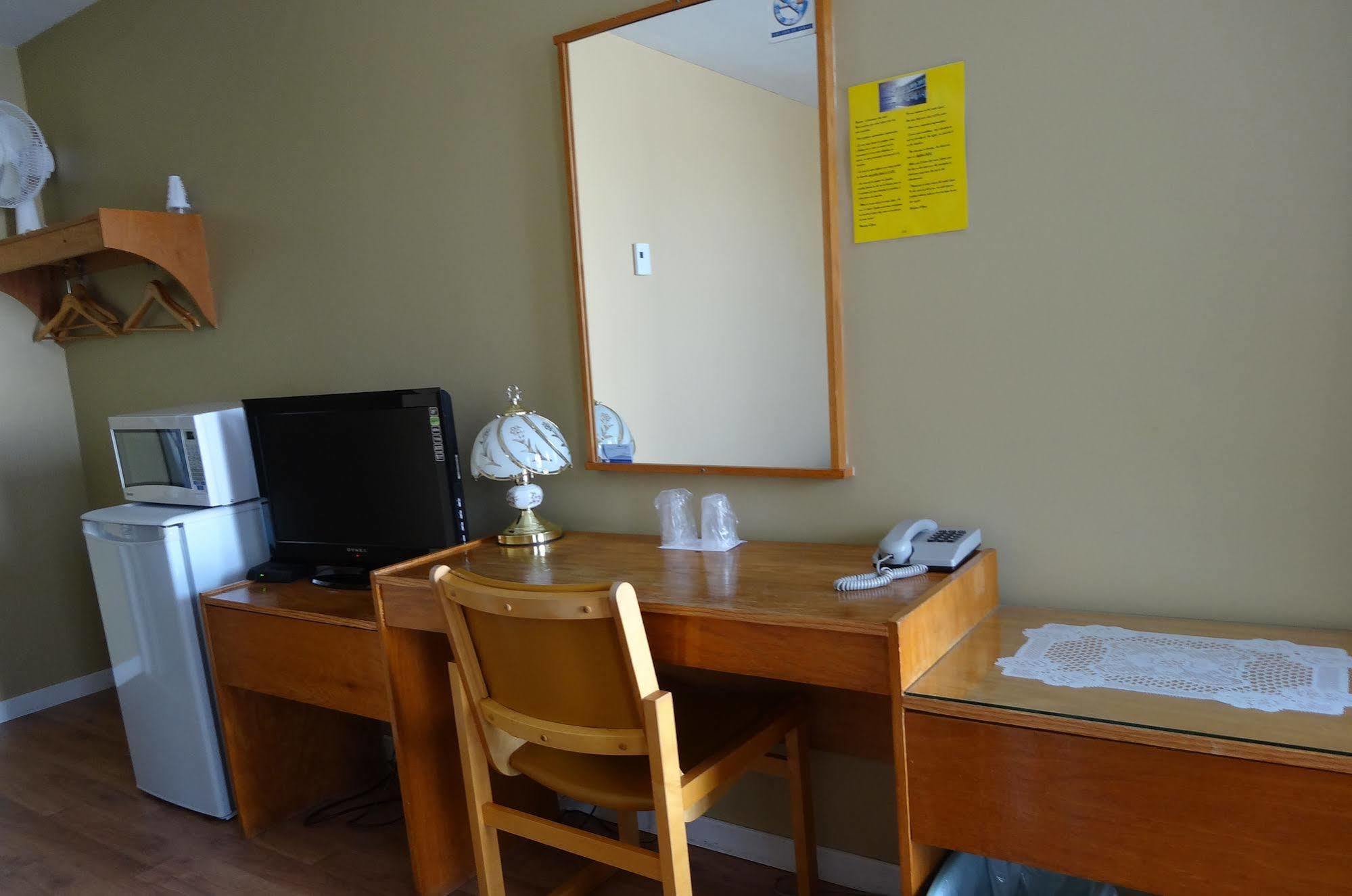 Motel Lyse Rimouski Bagian luar foto