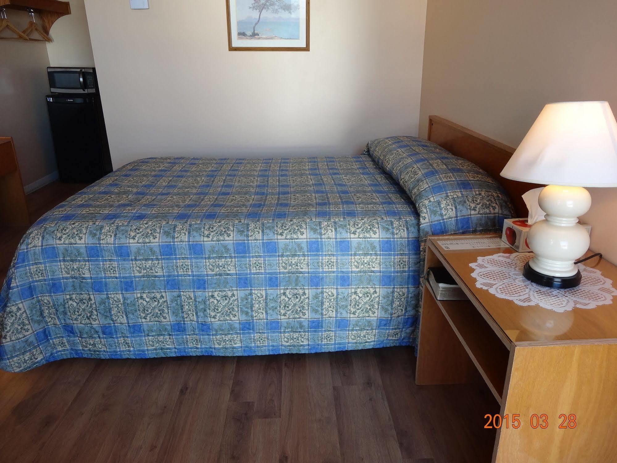 Motel Lyse Rimouski Bagian luar foto
