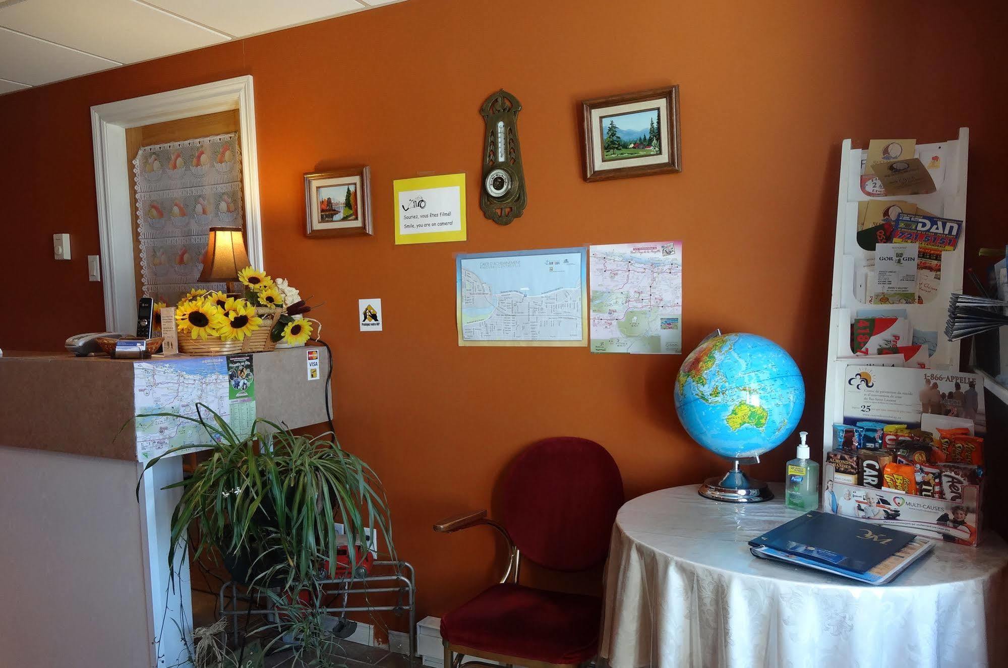 Motel Lyse Rimouski Bagian luar foto