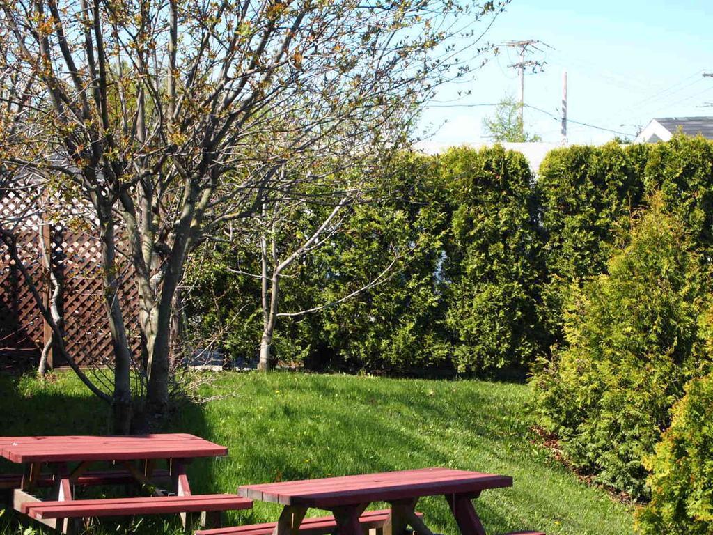 Motel Lyse Rimouski Bagian luar foto
